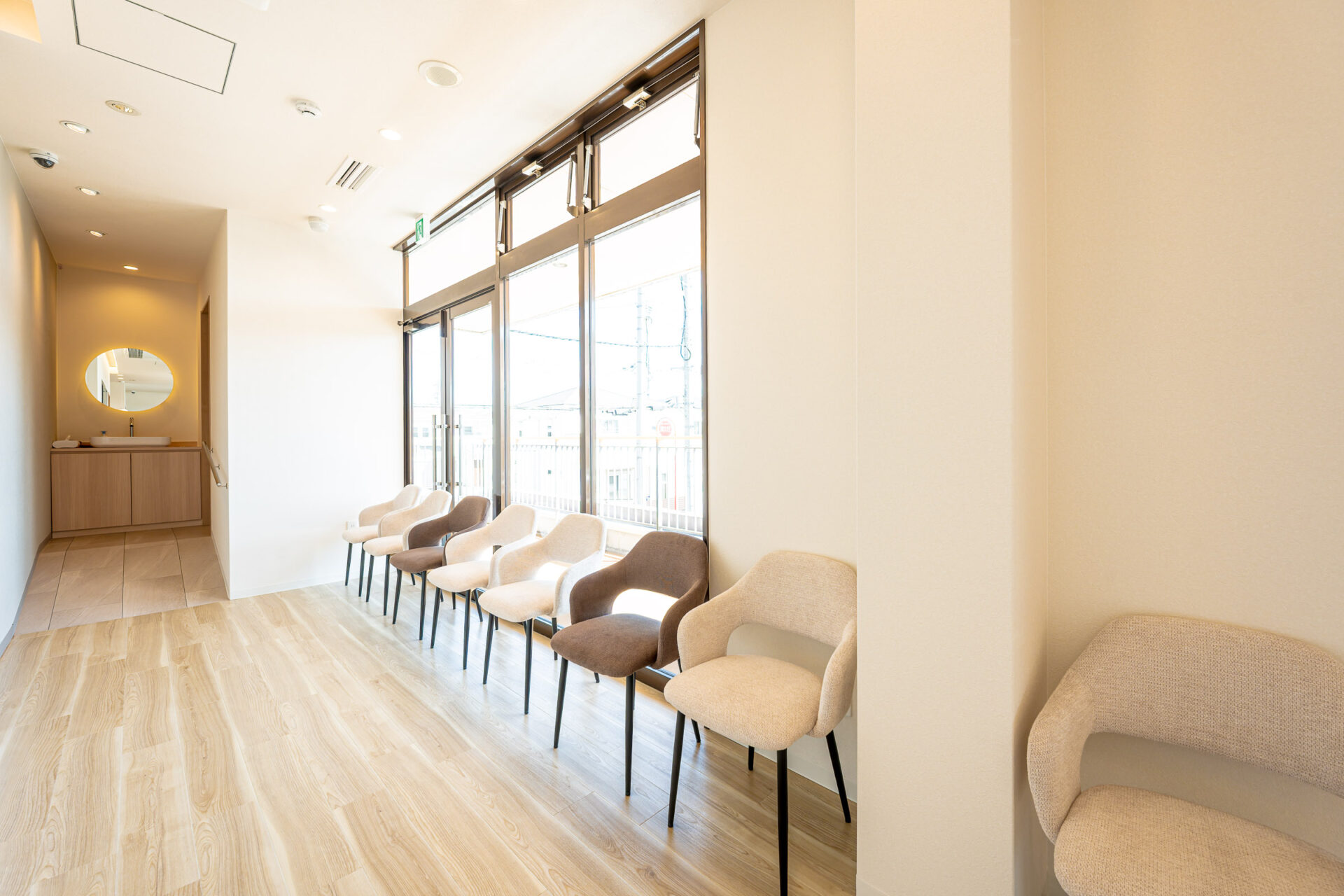 メインビジュアル01（PC）